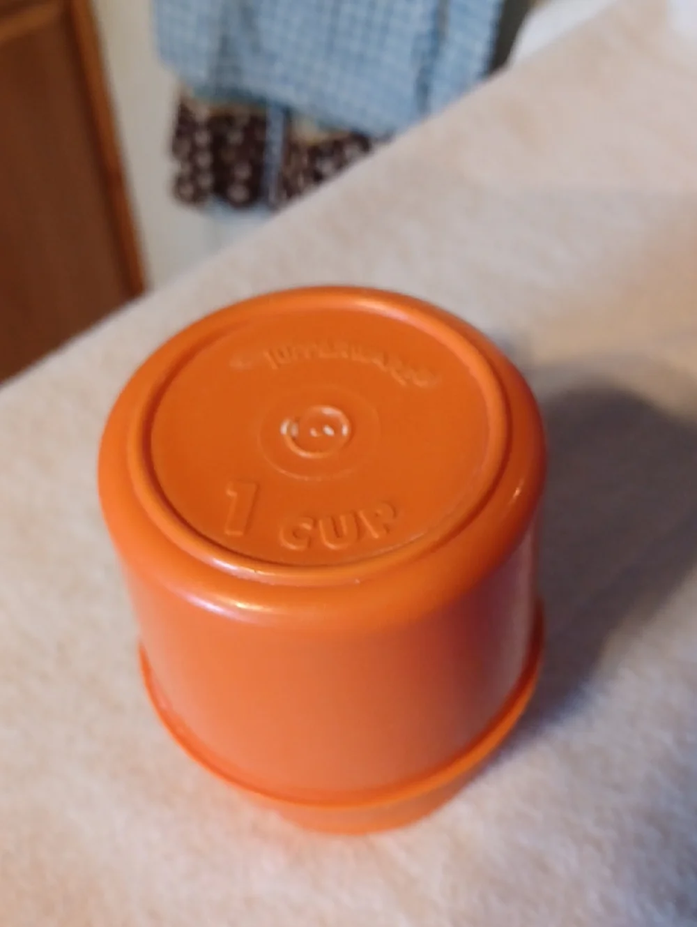 Tupperware Colorful Plastic Tumblers Set with Orange Measuring Cups